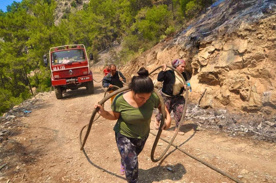 teroretavizyok_'s tweet photo. Fıtrat değişir sanma
Bu kan yine o kandır.. https://t.co/oiz3Rutzxz