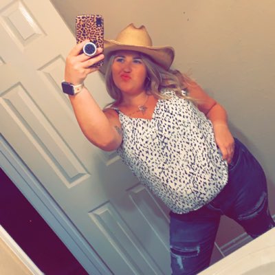 vannah__jordan's tweet photo. #NewProfilePic https://t.co/6kbkX1clLV