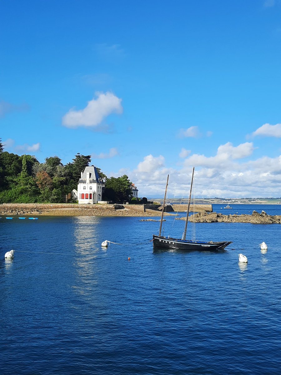 Petite île Bretonne 
📍Île Tristan - Douarnenez ⛵⚓
#Bretagne #Finistère #Bzh