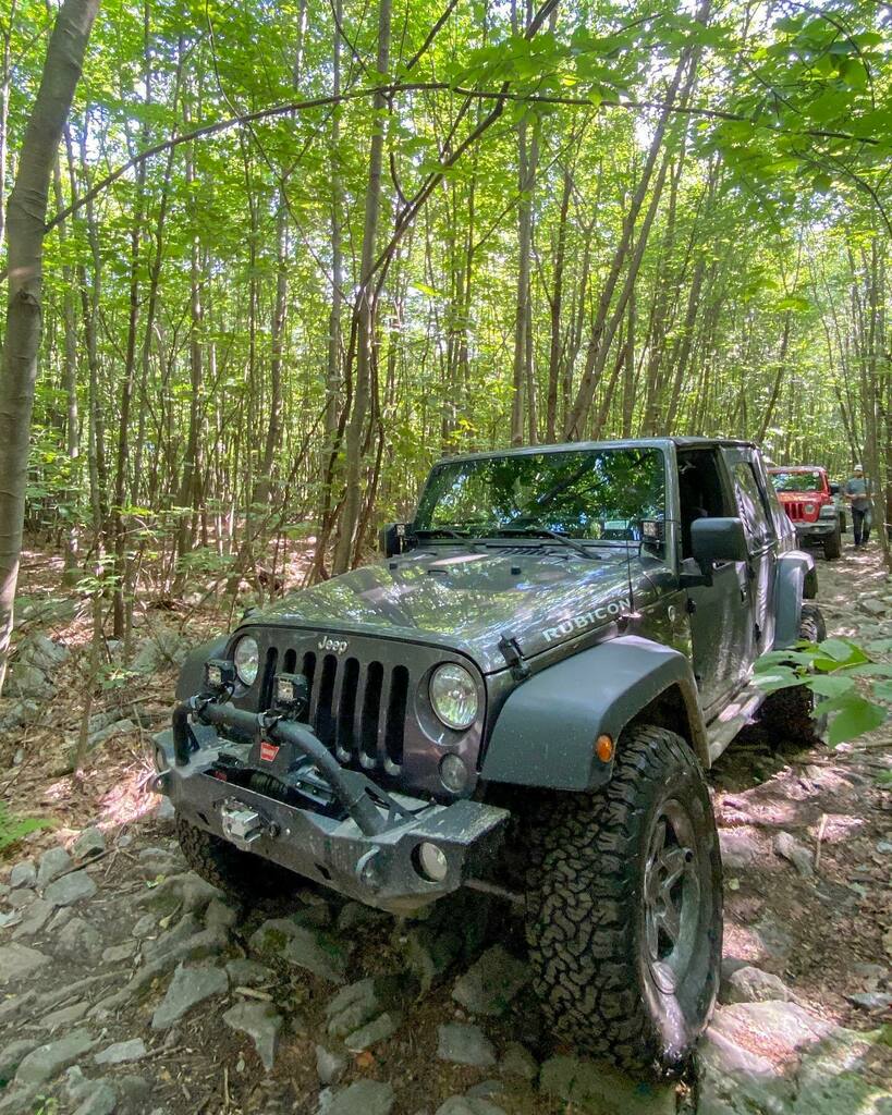 tjpowellnet's tweet photo. Having a great time at the coal mountain @jeepjamboreeusa at @aoaatrails
#Jeep #jeepjk #jeepwrangler #jkfreaks #jeeplife #jcroffroad #builtforwhatever #teraflex #builtnotbought #bfgoodrich #AEV #aevequipped #aevconversions #wrangler #jk #jku #offroad
.… https://t.co/8bNoNjMlpD https://t.co/RP9MSU6gy3