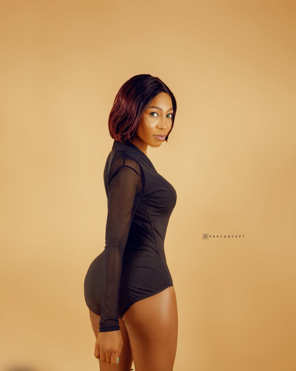 pakconcept's tweet photo. 3 shades of black photo by me @pakconcept 
#pakconcept #BBNaija #BBNaijaShineYaEye #black #bbcolympics https://t.co/pIdSJvzqMk