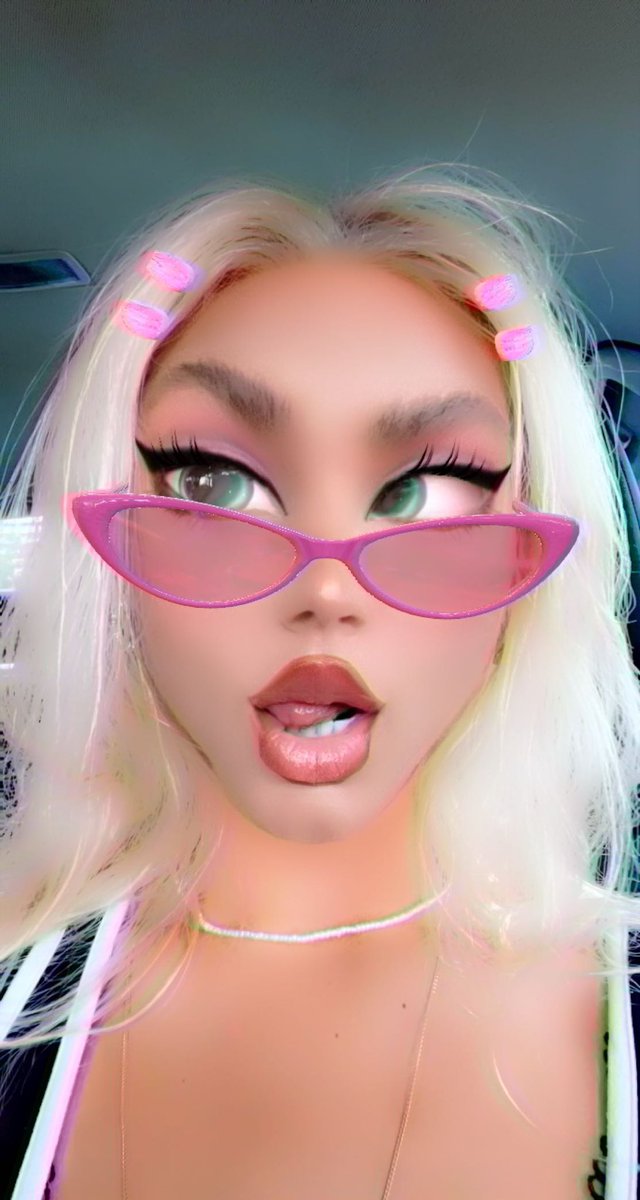 atoesies's tweet photo. https://t.co/b1nDzyDZhF #ohhi #instagram #selfie #bratz #lol #kisskiss #instagram_post https://t.co/dMoJhL0eKt