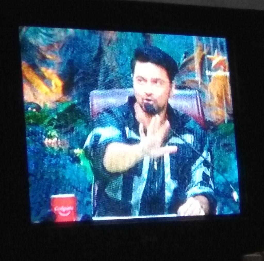 priyankadatta41's tweet photo. Today's episode was really entertaining .. what a different way to represent dance by using magic ..
Can't believe this show is gonna end very soon.. also want to watch the finale of #DDJS2 before going back to dhaka.. @idevadhikari i'm gonna miss your killing looks ❤❤❤ https://t.co/VtH2tRLrOJ