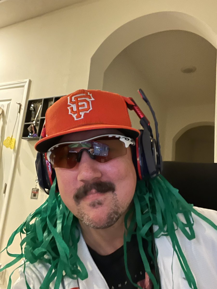 Nicholas__Ridiculous tweet media