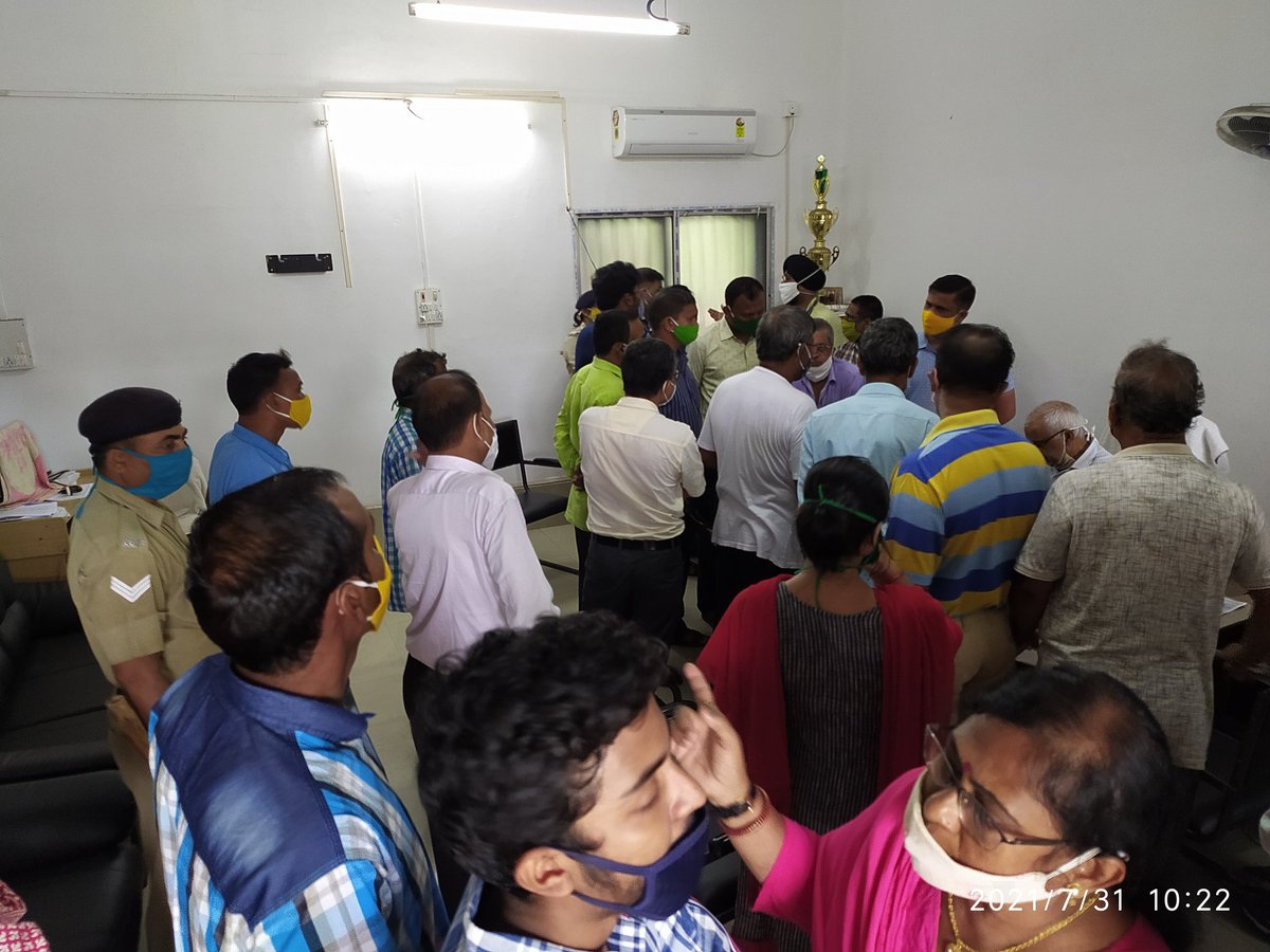 S_R_Chowdhuri's tweet photo. Bnr Excellence Academy ( Kharagpur, WB )
 Giving fake results to students. All these are the doing of our honorable principal Mr.Jay shankar Tanti 
School code (19250).
@PMOIndia @dpradhanbjp @cbseindia29 @AllCBSENews @MoJGovUK https://t.co/6GZjvmivQ1