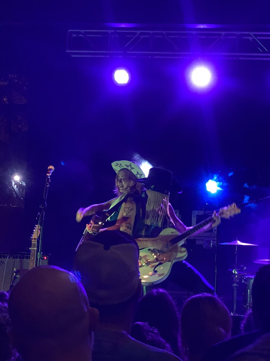 _clairvoyance's tweet image. a few of my faves from last night 🤠💕🐎