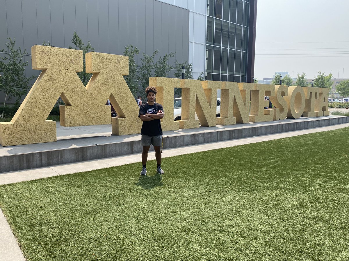 I am extremely excited to announce I have received a PWO roster spot offer  at the University of Minnesota! Thank you @UMcoachburns for this amazing opportunity! 🙏🏽🙏🏽 #RTB SKI-U-MAH