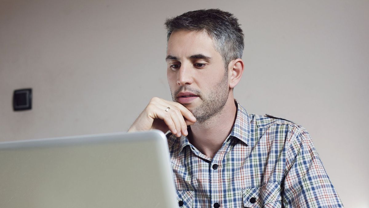 TheOnion's tweet photo. Man Wistfully Looks Around Website He Hasn’t Visited For 30 Minutes https://t.co/Jx1SxCdiBu https://t.co/Wia3FIceib