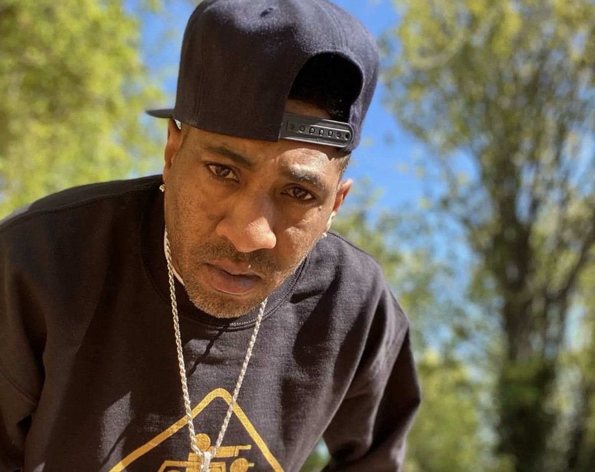 JAYRJAYSHOW's tweet image. Praise to the most high!!! May my brotha for life 🙏 Rest Easy ... 🕊🕊🙌🏽 #RIPGonzoe #Regime4Life #1Mob