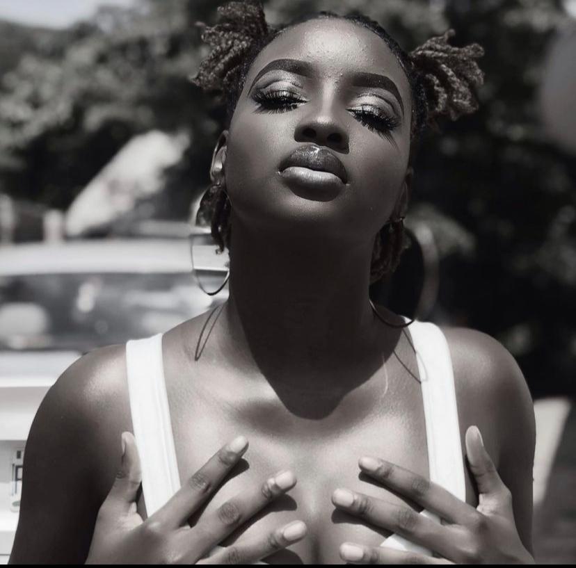 officialsaskay's tweet photo. It's Biggie's first party of the season.

So much to see but I'm particularly excited about about Saskay's numerous unique dance steps.

Watch with us using

GUINNESS PARTY WITH SASKAY
#PartyWithSaskay

#BBNaijaSeason6 https://t.co/nXp1YCsqCz