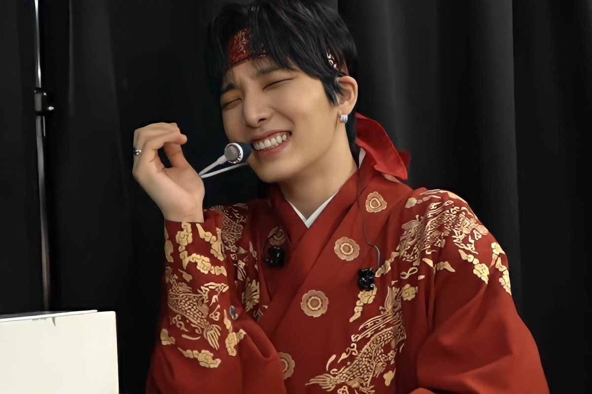 LSHFILMS's tweet photo. #서호 #SEOHO #원어스 #ONEUS https://t.co/Q5vQzFnXHk