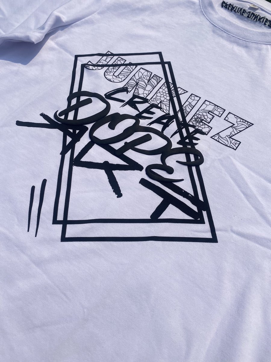 junkiezcreative's tweet photo. Presale starts tomorrow!! ❤️‍🔥 Limited quantities for every color way. https://t.co/ABGmxlOIUs