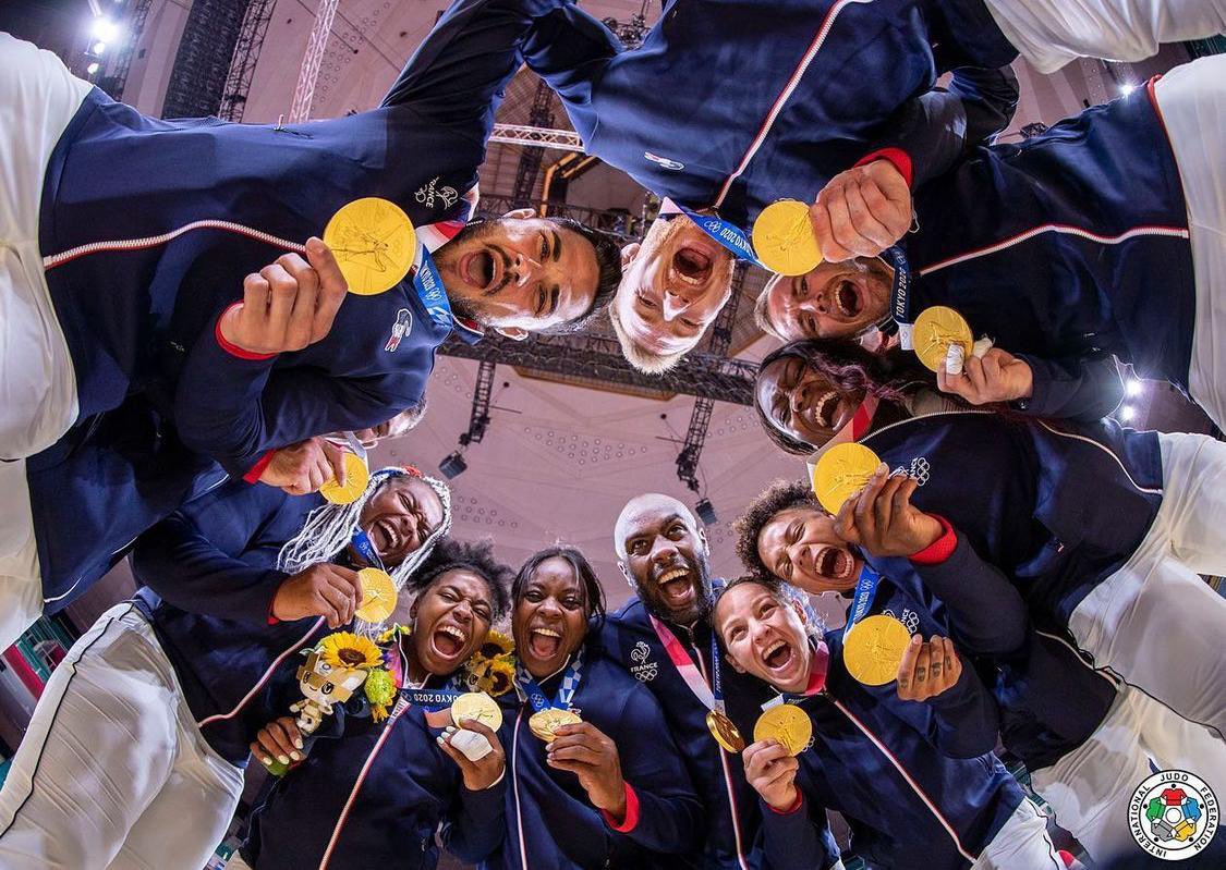 champion olympique 🥇
<a href="/teddyriner/">Teddy Riner</a> <a href="/AxelClerget/">Axel CLERGET</a> <a href="/Gnougnou25/">AGBÉGNÉNOU Clarisse</a> <a href="/BubucheOfficiel/">Amandine Buchard OLY</a> <a href="/MargauxPinot/">Margaux Pinot</a> <a href="/MadoM_longa/">Madeleine Malonga</a> <a href="/romane_dicko/">Romane Dicko</a> @francejudo_ <a href="/AlexIddir/">iddir alexandre</a>