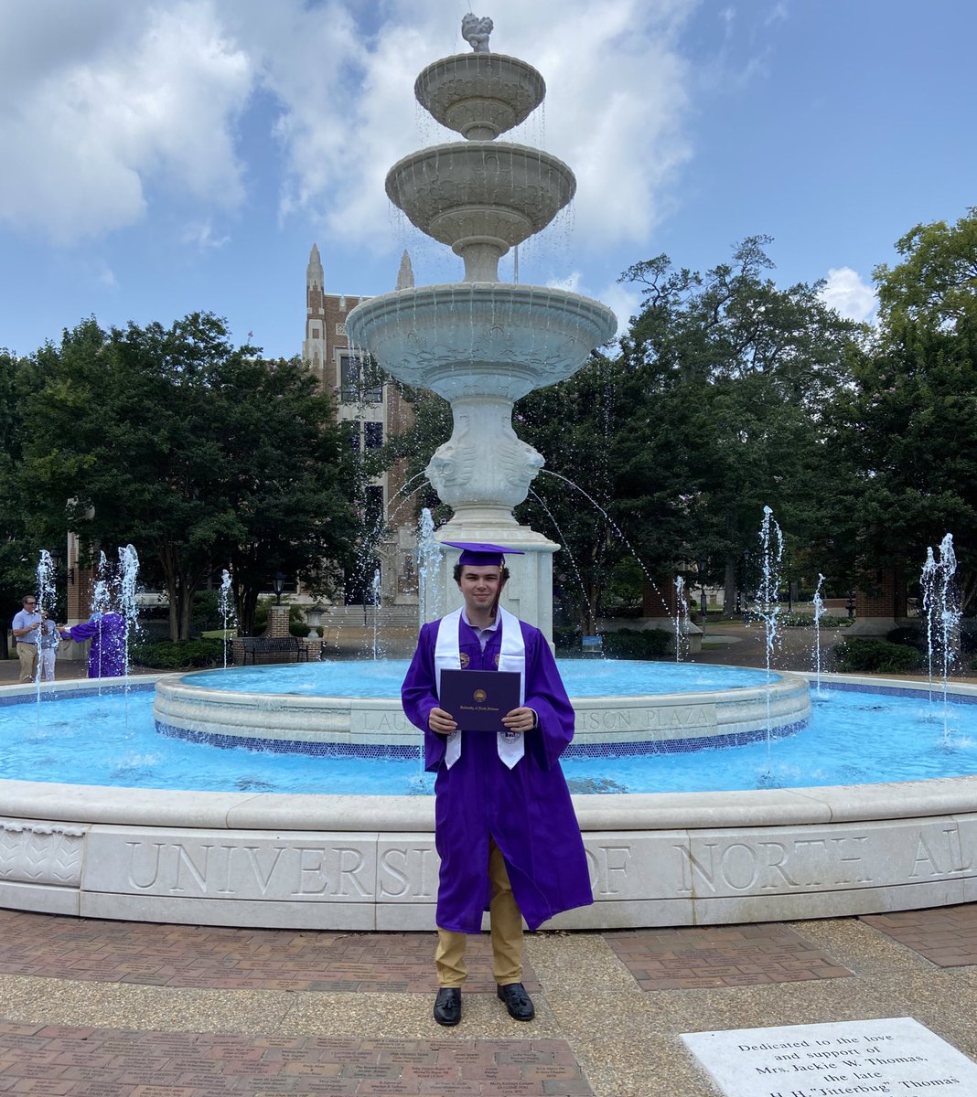 EWilliams_22's tweet photo. “They say, ‘Oh you graduated?’ No, I decided I was finished” - Kanye https://t.co/wQI0nWzwPC