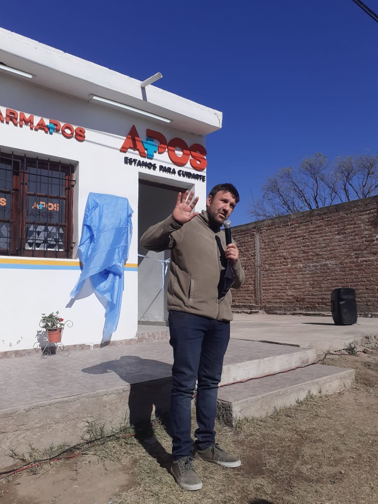 APOSLR's tweet photo. El @GobDeLaRioja avanza con la federalización de los servicios estatales en la región de Los Llanos con la inauguración de un nuevo Punto #FARMAPOS en la localidad de #Catuna, Dpto Gral. Ortiz de Ocampo
#APOSFederal
NOTA COMPLETA
👇
https://t.co/MIGcHg3xMU https://t.co/84wIJjfZy8