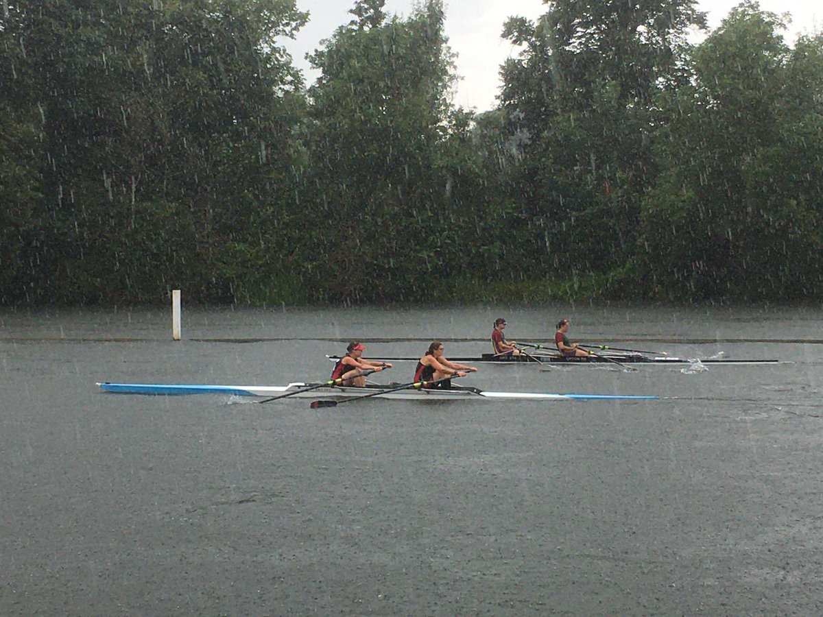 DebsThomps's tweet photo. Racing the Henley course in British Summer Time.  What a fantastic race we had! @HenleyTownReg https://t.co/rKJk7aYx46