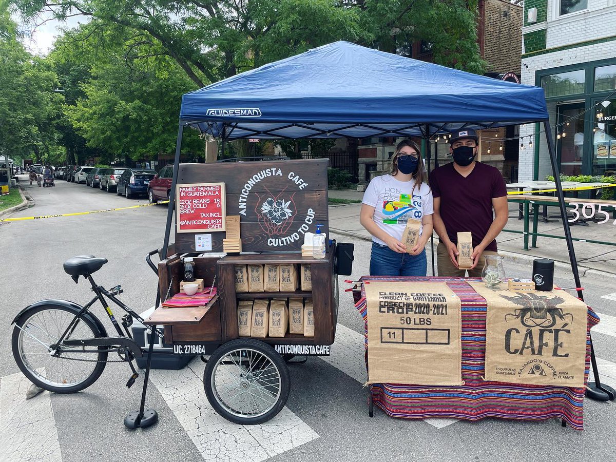 JustinKaufmann's tweet photo. FIRST UP: Let's talk with Logan Square chamber about the famed #FarmersMarket. Nilda Esparza joins me! #NWR #Chicago4Real #Twitch @ChicagoForReal
https://t.co/RCCVRA3Xsj https://t.co/UPojzaMkT6
