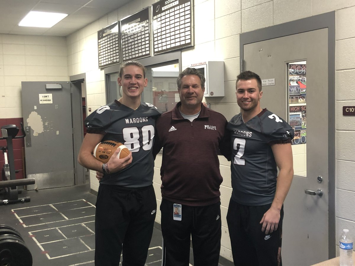 KNOW YOUR SCHOOL HISTORY
Jake Johnson &amp; Jake Sloan are still the top 2 All-Time Leading Receivers in the history of Kentucky High School Football.
<a href="/jakesloan80/">Jake Sloan</a> <a href="/JakeJohnson2_/">Jake Johnson</a> 
#PCWideReceiverHigh