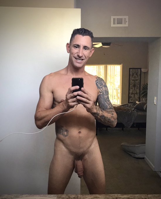 Just got out of the shower 🚿  To see more 😈 go to https://t.co/YV6GCxCLsn https://t.co/znh6OhDBIg<a href="/tag/onlyfans"class="tags"><span>#onlyfans</span></a><a href="/tag/onlyfansmuscle"class="tags"><span>#onlyfansmuscle</span></a>