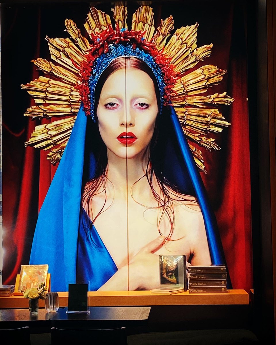 IDentityImage_'s tweet image. Virgen María hace referencia a la historia de las pinturas religiosas de héroes del Renacimiento como Caravaggio.
#newyork #nyc #newyorkcity #usa #love #model #fotografiska #identity #image #videoshoot #photoshoot #tiktok #lady #glory #art #coffee