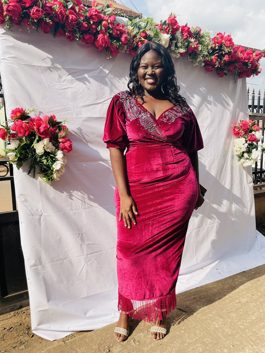 T0_0LU's tweet photo. Saturdays are for Owambe..... 🥰💨 https://t.co/hpxGYFgpGz