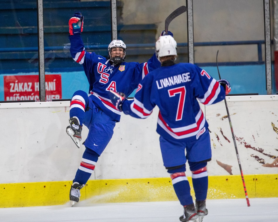 Team USA came away with the win in today's #HlinkaGretzkyCup pre-tournament matchup against Czech Republic!
Today’s recap → teamusa.usahockey.com/news_article/s…