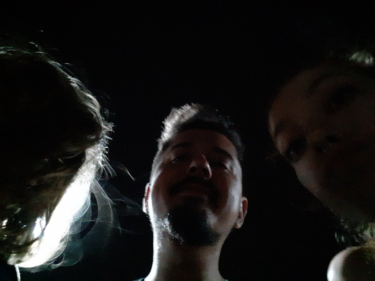 Sizce bns efzanin saçlariyla 10 saat oynamis miyimdir?