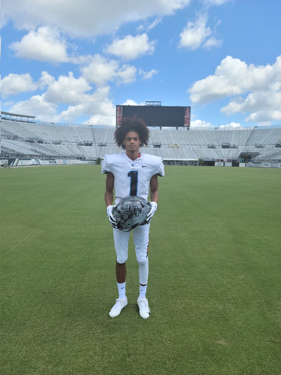 Great visit today at UCF @CoachDwyattUCF <a href="/UCF_Football/">UCF Football</a>