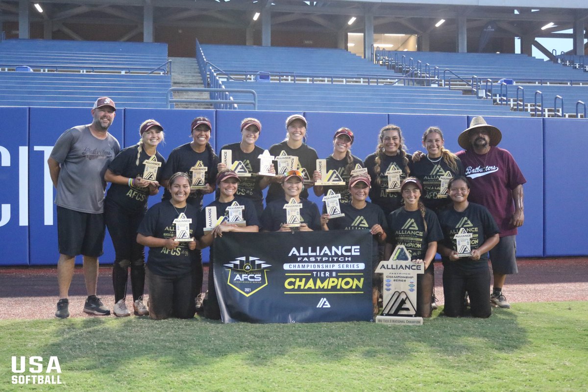 USASoftball's tweet photo. Congratulations to the Tier II Champions of the Alliance Fastpitch Championship Series! 🏆

Thank you to all teams for an AWESOME week of softball! 🙌

🥇 16U: EC Bullets Glenn

🥇 18U: OC Batbusters Bracamonte https://t.co/d1HEj6T0Wh