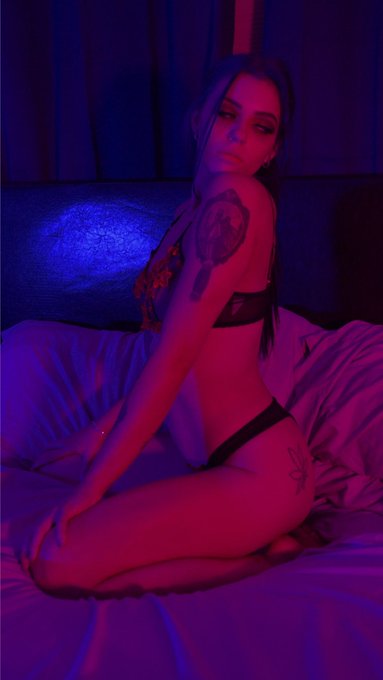 wanna do bad things to you https://t.co/va8SLPudRQ