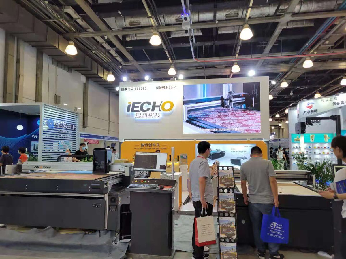 DavidCh30647242's tweet photo. Shanghai CIME Exhibition
https://t.co/fxZY4tsyv9
#IECHO #3dprinting #CuttingMachine #CuttingSystem https://t.co/Alo6avACsb