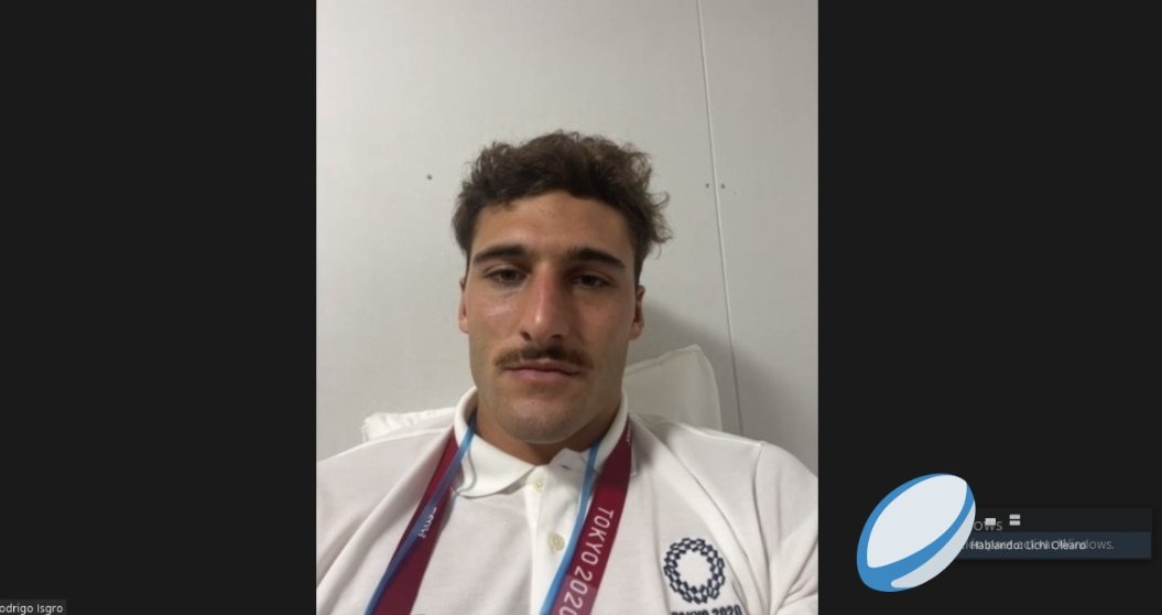 juampyverardi's tweet photo. #Ahora en #Fanaticos por @comunidadfanok recibimos a #RodrigoIsgro medallista olímpico con @lospumas7arg en #Tokyo2020 !!! 

📻 105.1 https://t.co/Vxk1TTm3Kj