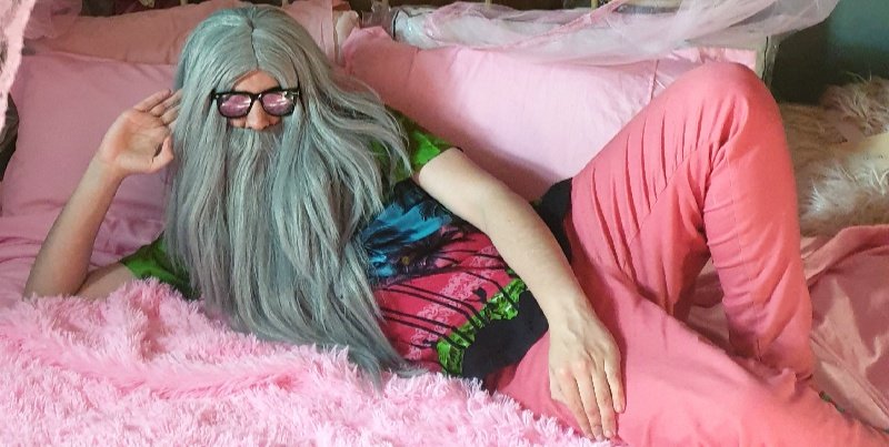 Polonious tweet media