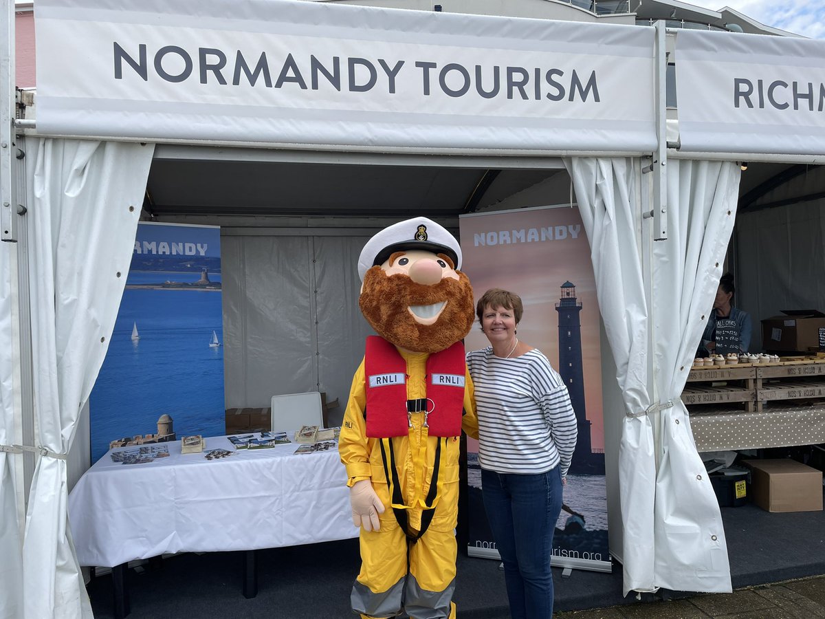 CowesRNLI's tweet photo. Stormy Stan out for the first day of @cowes_week, thanks to all our friends for saying hello 👋👋 https://t.co/UoaE4tsqt7