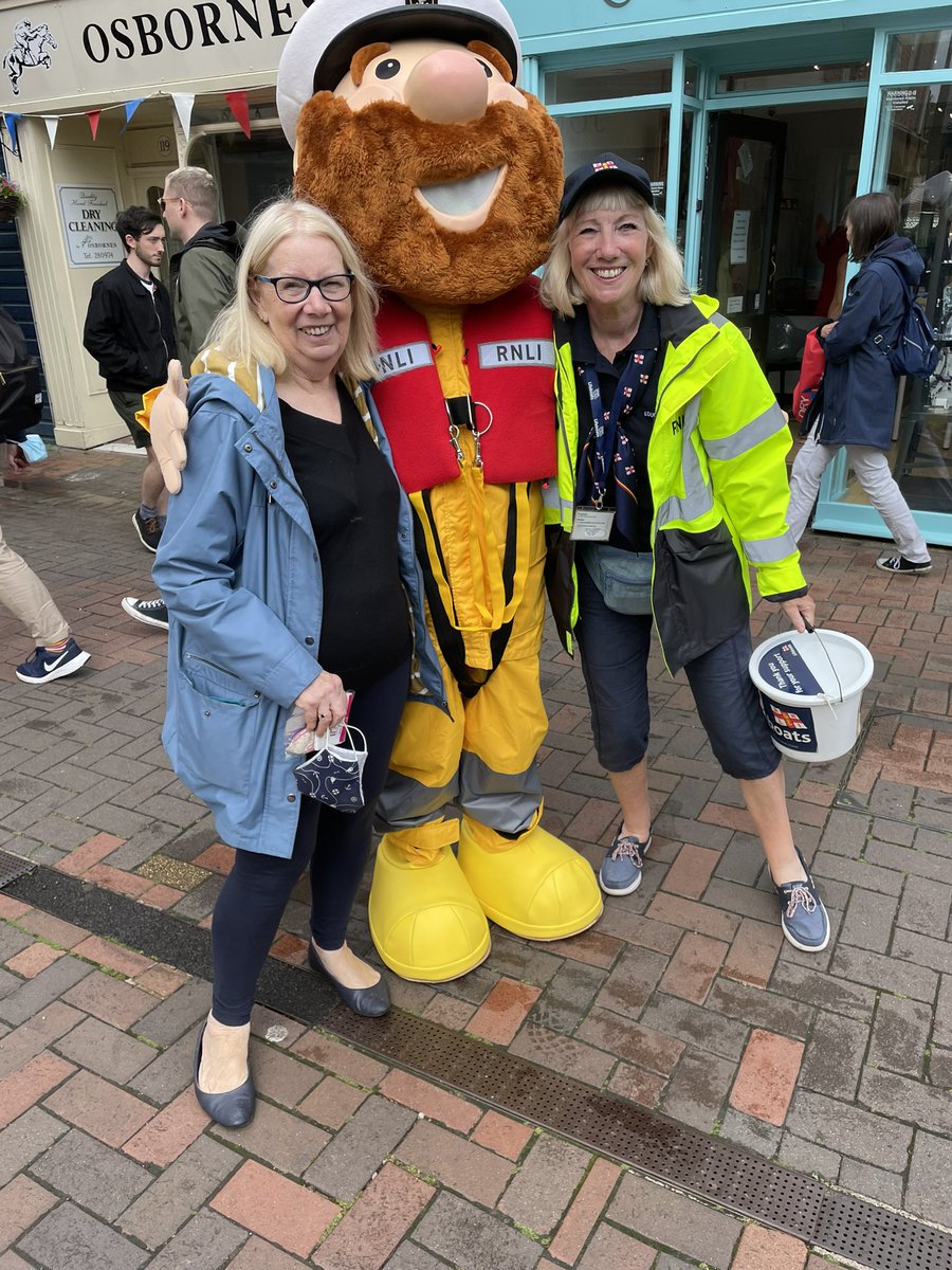 CowesRNLI's tweet photo. Stormy Stan out for the first day of @cowes_week, thanks to all our friends for saying hello 👋👋 https://t.co/UoaE4tsqt7