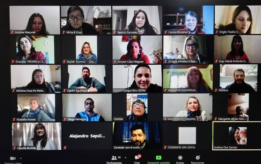 mestigarribia's tweet photo. Sábado reunidos con el Equipo provincial del PROPACyT trabajando con la organización de la feria de ciencias y tecnología 2021💪
Equipo comprometido con la educación misionera. 
@cjdechat @grillo141 @linares_cielo @jalbertogalarza https://t.co/N4mrpxT09W