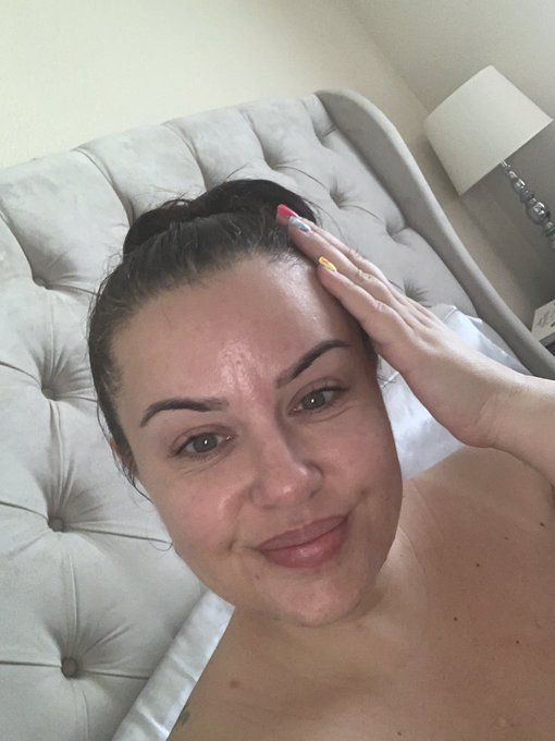 I&rsquo;m feeling sick https://t.co/hUn07qcQdQ<a href="/tag/newprofilepic"class="tags"><span>#newprofilepic</span></a>