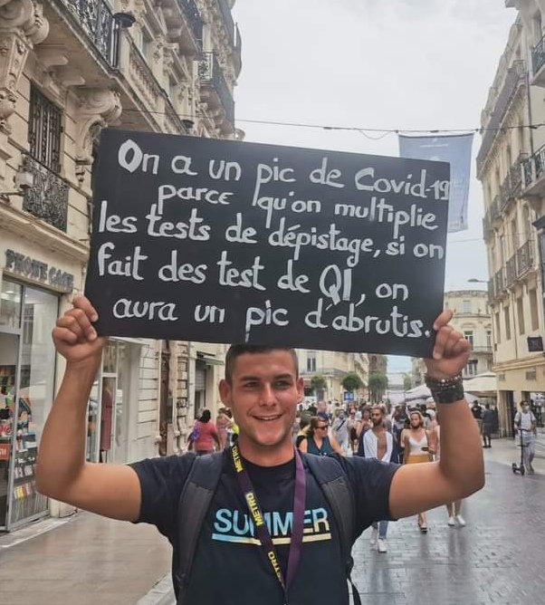Carterj37919661's tweet photo. C'est tellement évident
Faut vraiment avoir la lumière de la cave éteinte pour aller te tester sans symptômes. https://t.co/xnQsgsAMZE