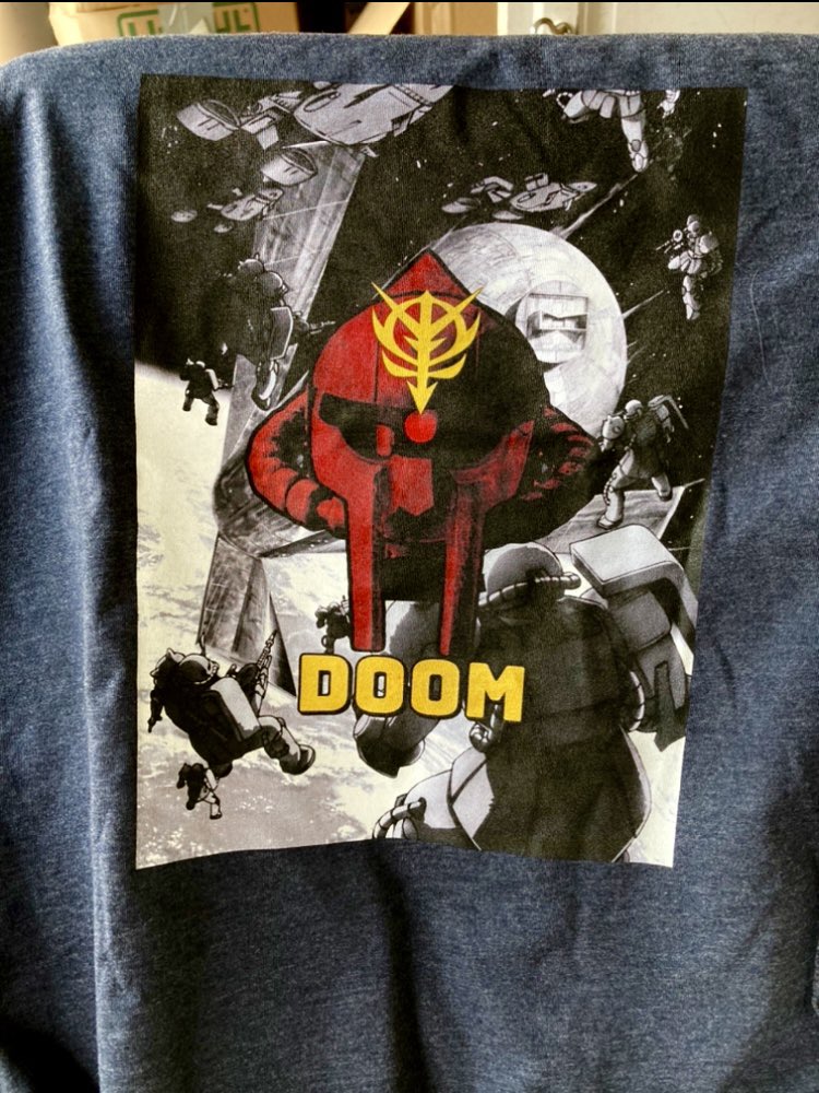 depressedgundam's tweet photo. This turned out so fukin nice #mfdoom #colonydrop #redzaku https://t.co/9FoRBAPmfL