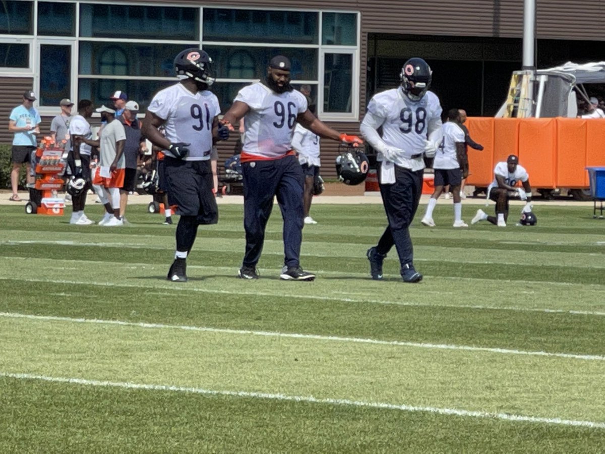 Our D Line is tougher than yours! 😤😤😤  🐻⬇️  @BNichols98 @The_Dream99 @EddieGoldman