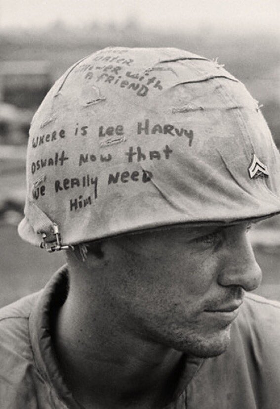 Helmet Graffiti during the Vietnam War❗️