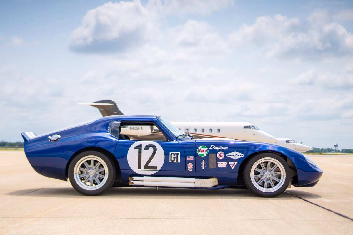 Redbear1's tweet image. Some pics from the photo shoot yesterday. Thanks, @FactoryFive @MotorTrendTV @JEGSPerformance @SummitRacing @RacelineD @AutoMeter @FordPerformance @NittoTire @SpeedwayMotors @Speedmaster1979 @Wilwoodbrakes @CVFRacing