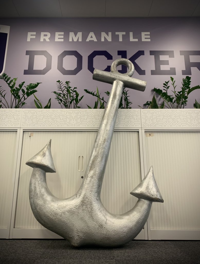 freodockers's tweet photo. 🚨 CLOSE THE STREETS 🚨

Precious cargo is en route. #foreverfreo https://t.co/seI3MKdqBF