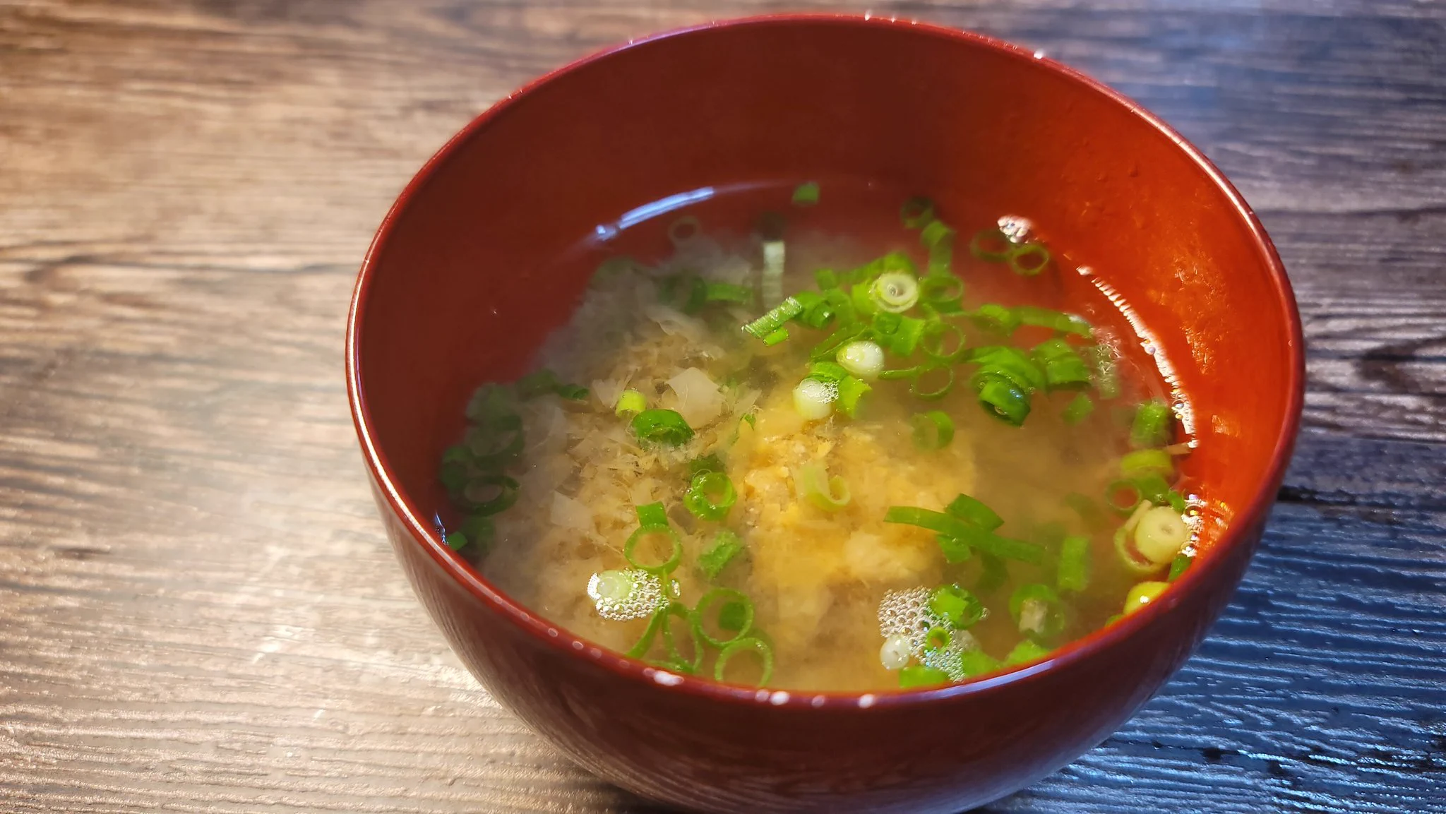 覚えておくと凄く便利そう！とっても簡単な即席味噌汁レシピ！