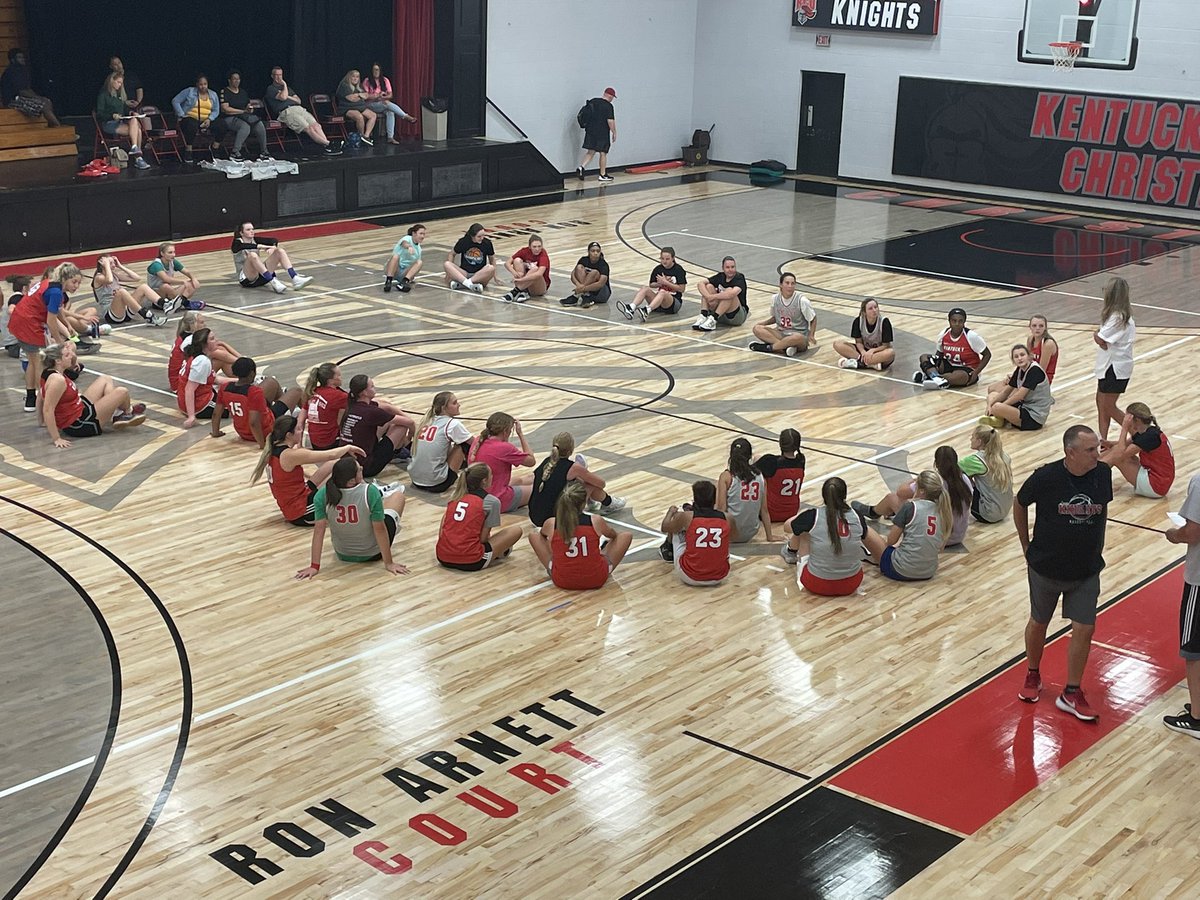 tristpridebball's tweet photo. Shoutout to Jenna, Campbell, Kennedy, @KarmenBruton Emma, Alysia, @Savanna91157807 , Kinsley Rutledge and Emma Harper for attending the Kentucky Christian University elite basketball camp. https://t.co/3tEuyBQhFe