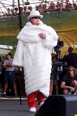 willwithrome's tweet photo. @tmackswell1 I’ve seen you walk on stage like this before so don’t be a hypocrite! https://t.co/gxIVWVWftm