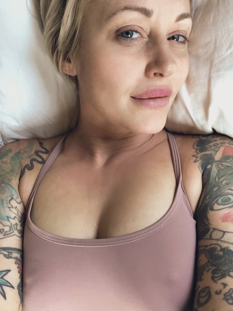 Griffon Ramsey on X: Ive been writing more lately! If youre interested  in my personal thoughts, OF is my publicprivate page for some of my wilder  ideas. If youre open minded and