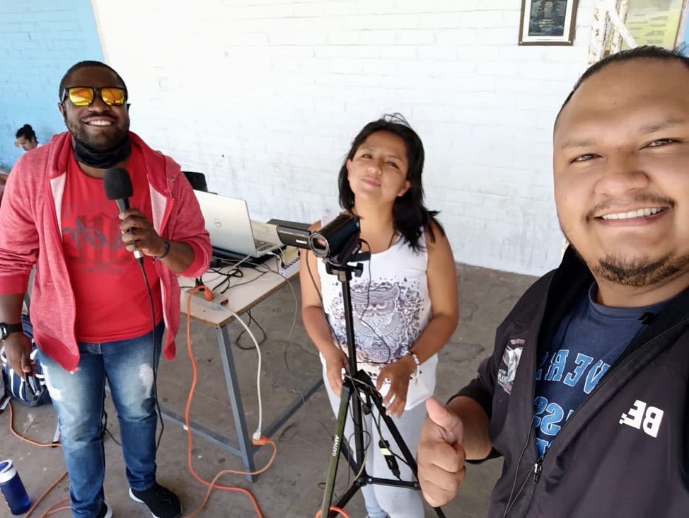 BlueDesigner's tweet photo. Mejorando día a día, esta vez con transmisiones simultáneas en el torneo de #ascenso @AFNAPichincha 2021, el equipo de #BlueDesignerStudio en fútbol semiprofesional https://t.co/QxJ3CpS52H