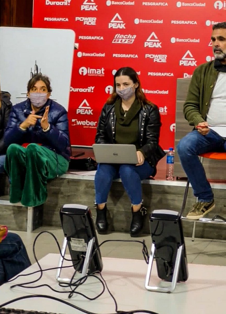 Junto a <a href="/juanpsassano/">Juan Pablo Sassano</a> estuvimos conversando con vecinas y vecinos del Barrio Estación Buenos Aires de la #Comuna4. Seguimos trabajando codo a codo en ideas y propuestas que sigan mejorando la calidad de vida en el barrio también en materia de seguridad!