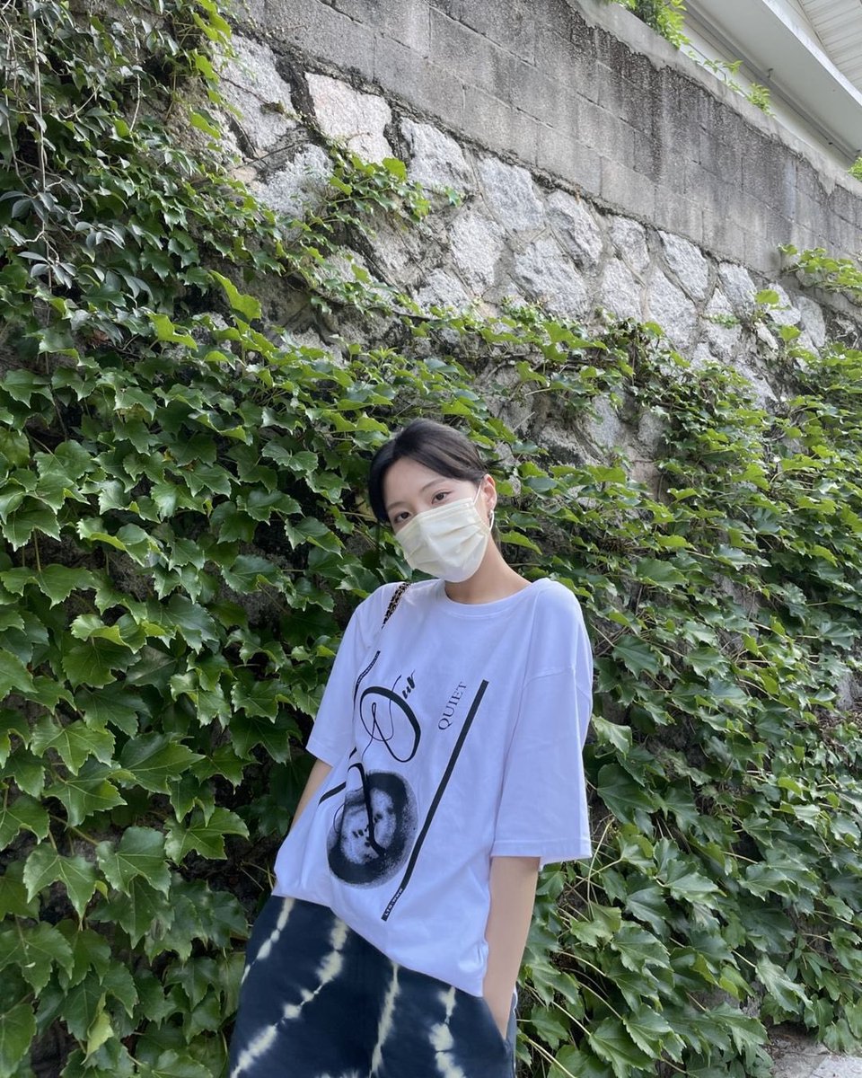 killingmowd's tweet photo. ㅤㅤ━━ ιᥒstᥲgrᥲm ᥙρdᥲtᥱ
ㅤㅤㅤ ㅤㅤㅤㅤㅤㅤㅤㅤㅤㅤㅤㅤㅤ
ㅤㅤㅤㅤㅤㅤㅤㅤ❏ ⨾﹫skαurudo °˖

📸 𖠵 de camino a la fogata, espero no sea demasiado tarde. #mw02 #mwcampfire https://t.co/8BZ2dFmo8P